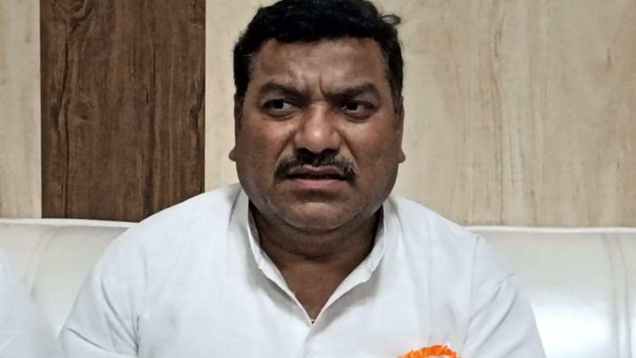 Congress MLA Ved Prakash Solanki supports Sachin Pilot