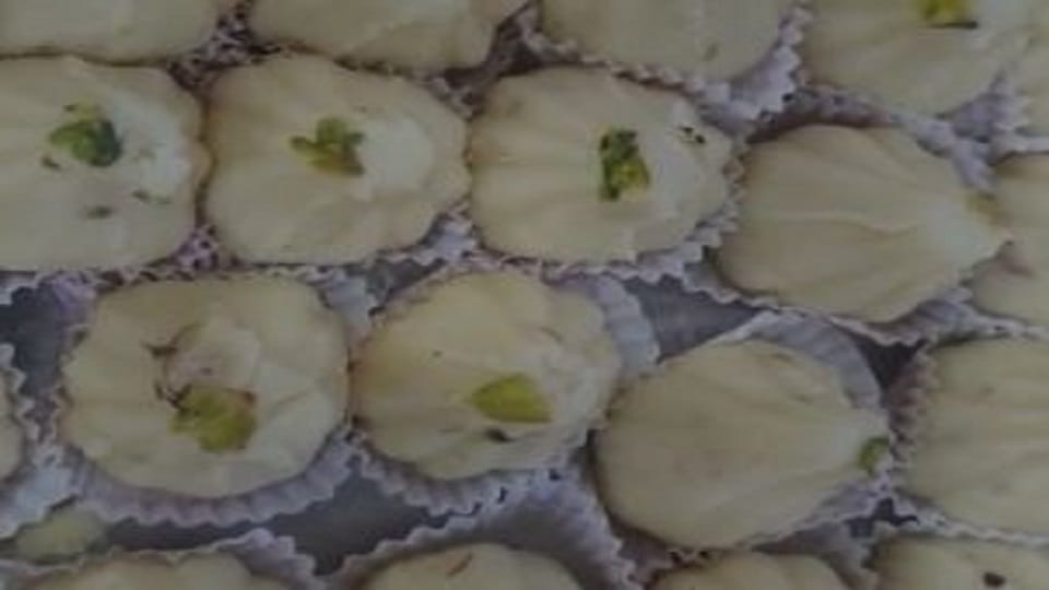 Ganesh Chaturthi 2022 gold modaks made for bappa in agra know price