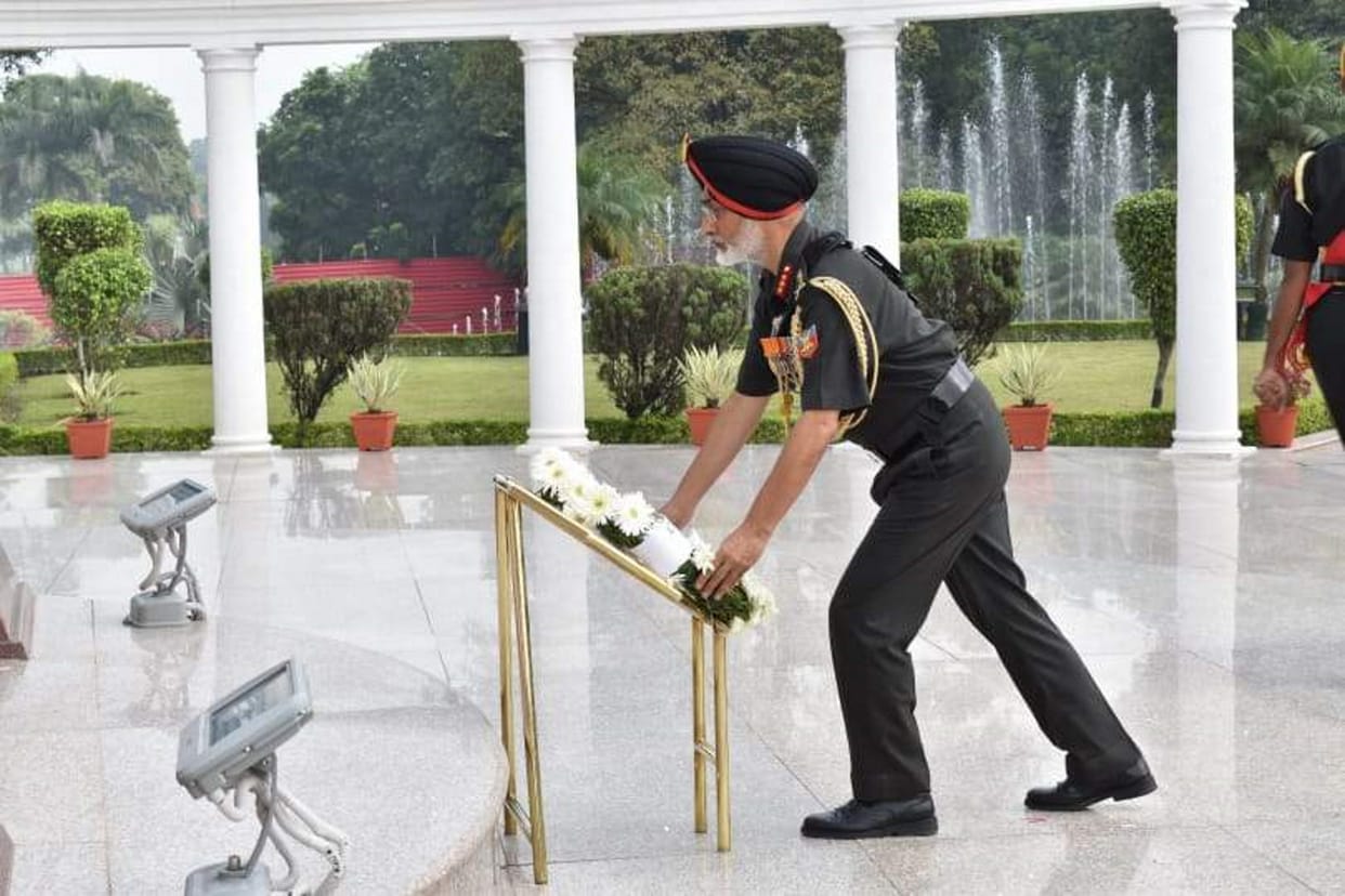 Lt Gen VK Mishra will be the new commandant of IMA