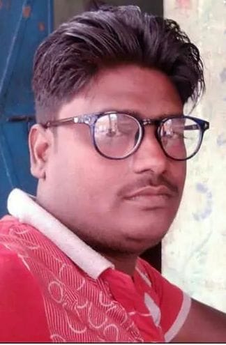 Chitrakoot: Bike rider dies due to car collision on highway
