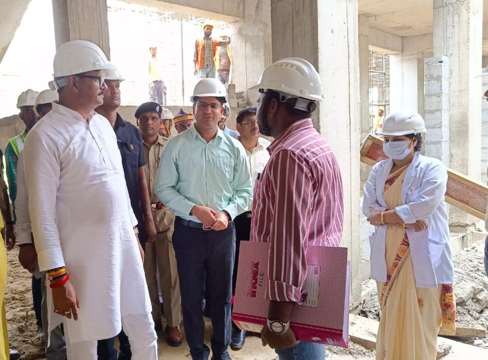 officer,Action,gonda,dy cm's visit