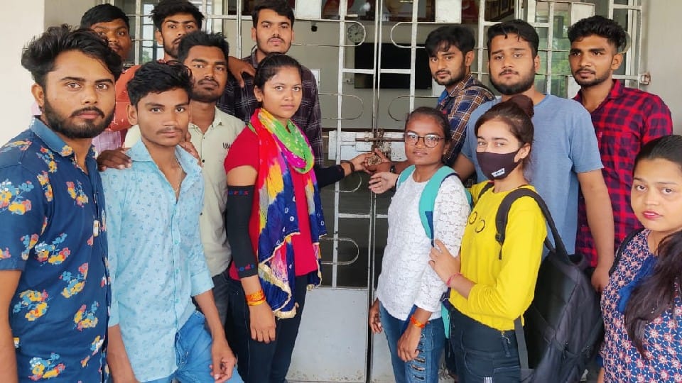 Movement continues to save land of Indore Agricultural College
