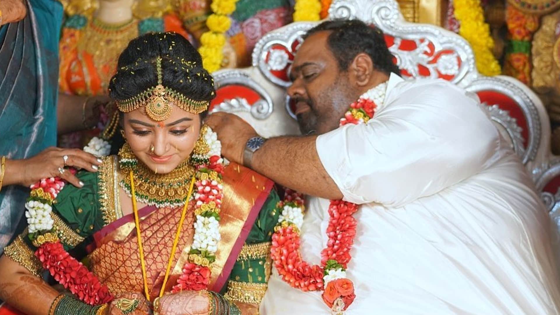 South Actress Mahalakshmi Marriage with Filmmaker Ravindra Chandrashekhar photos went Viral