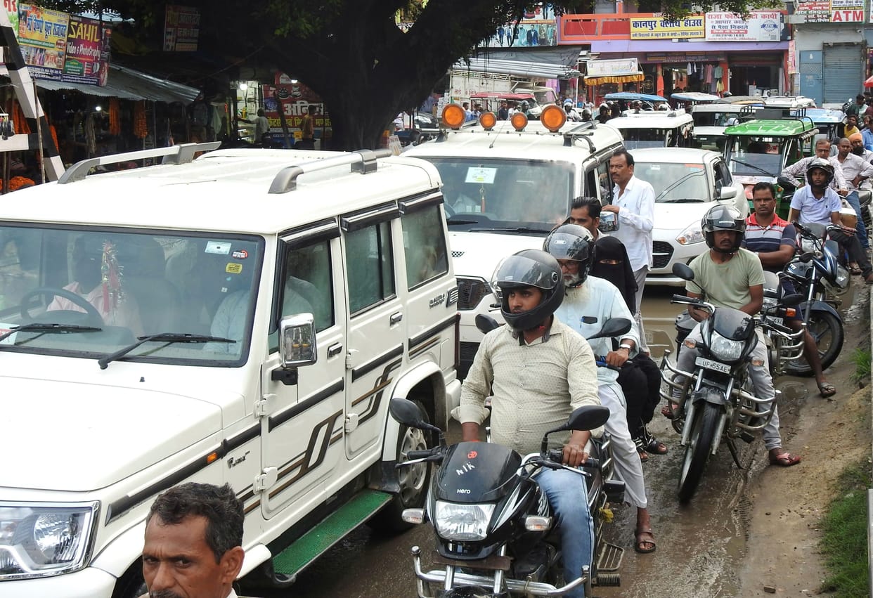 traffic after close railway crossing