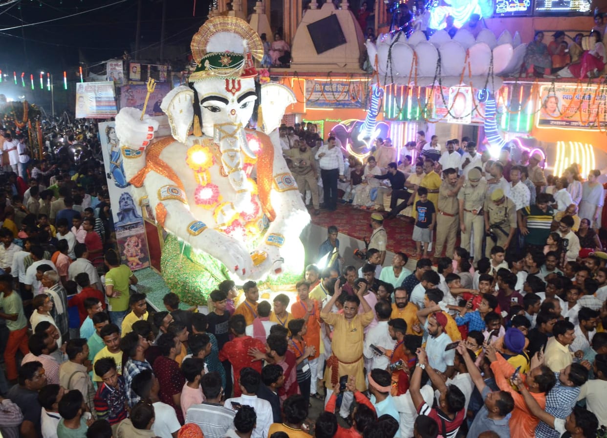 The city resonated with the chants of Ganpati Bappa Morya