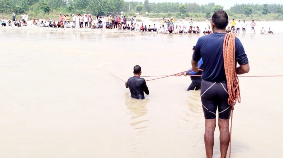 Dead body of drowned youth found in Yamuna