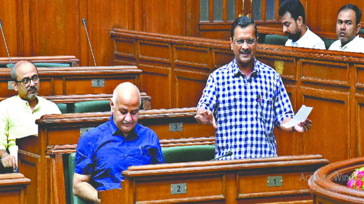 Delhi : Kejriwal said honest party builds schools and hospitals, dishonest party buys MLAs