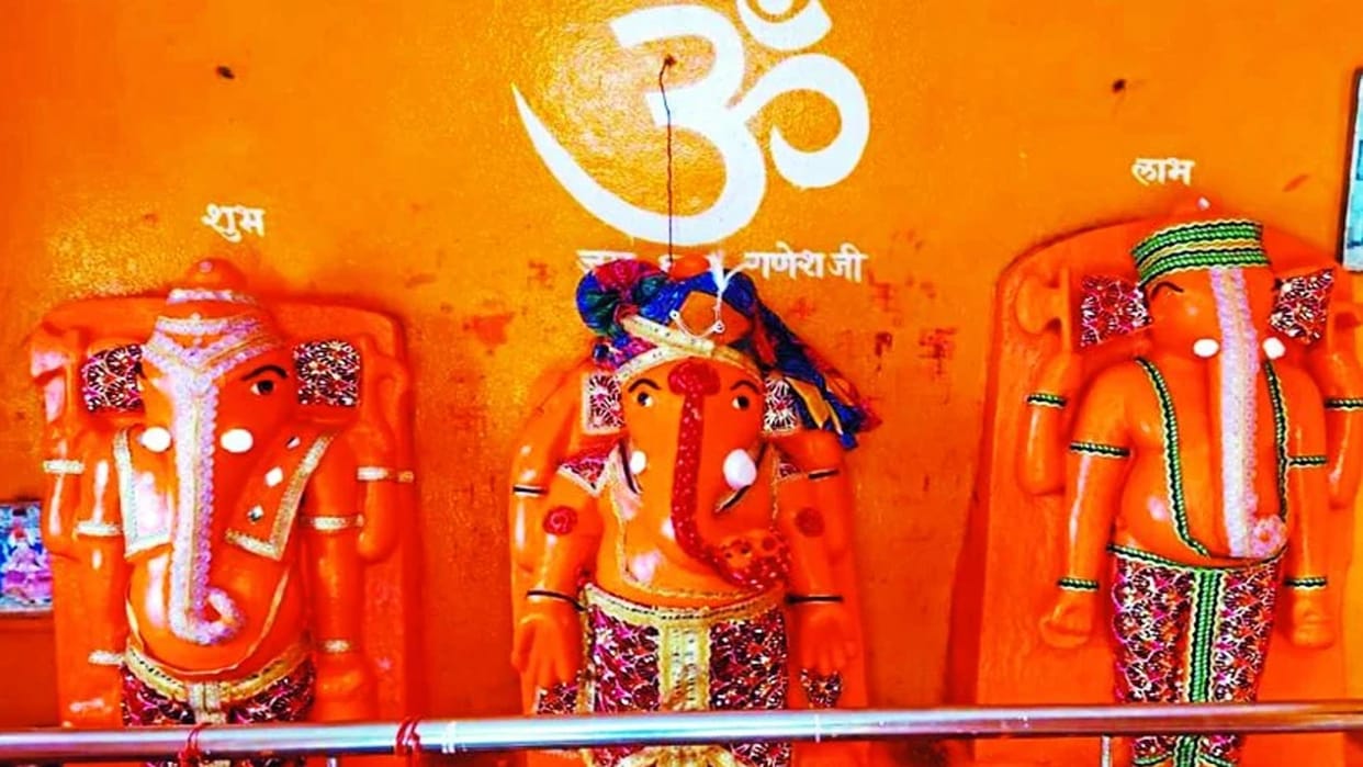 royal family of Gwalior reached Siddhi Vinayak temple after three hundred years
