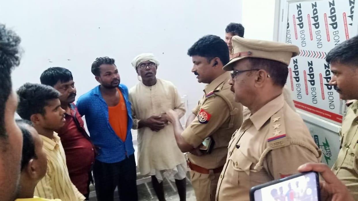 Uproar over woman death after operation in maharajganj