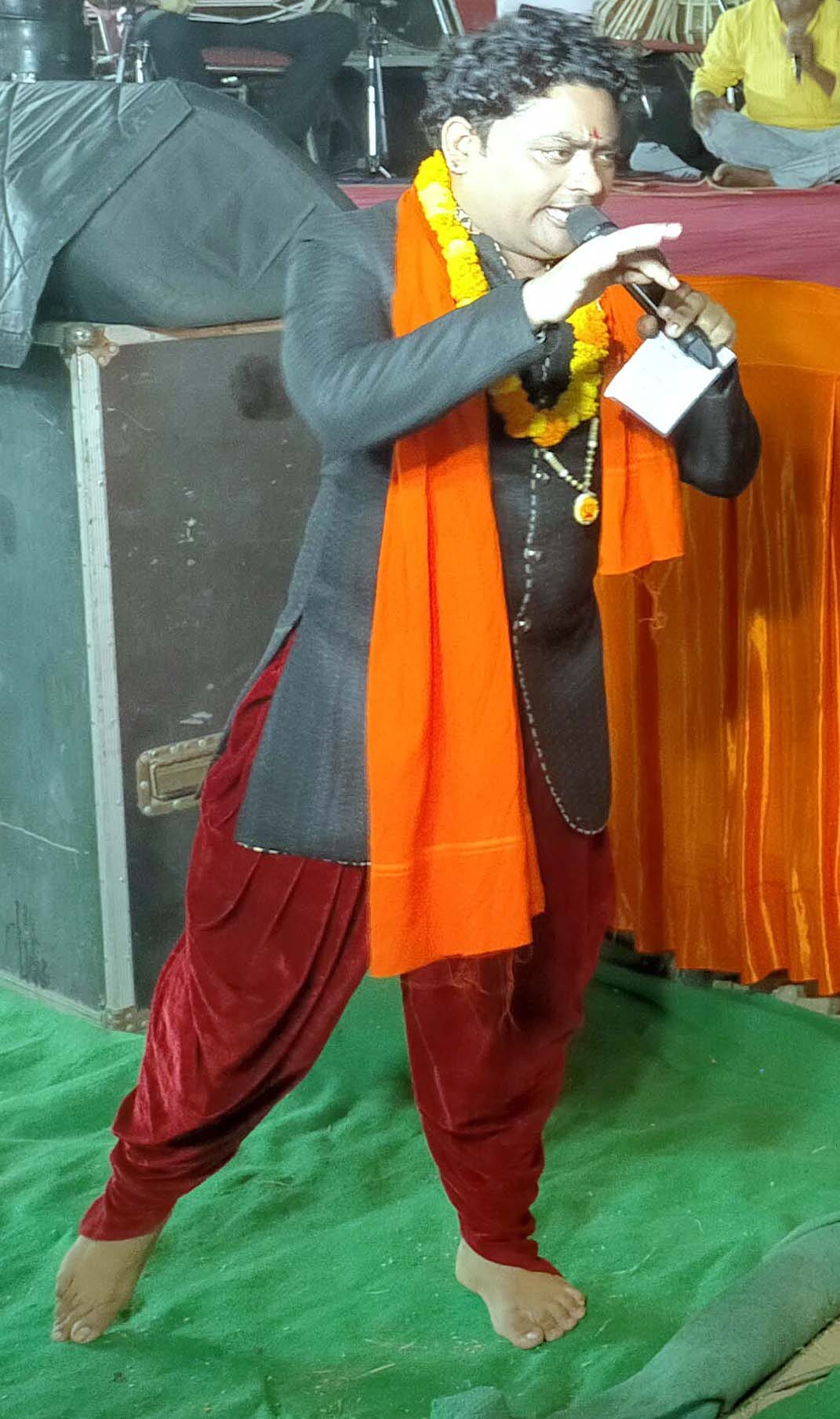 As soon as the light of the mother reached Shakambhari Devi temple, the cheers started.