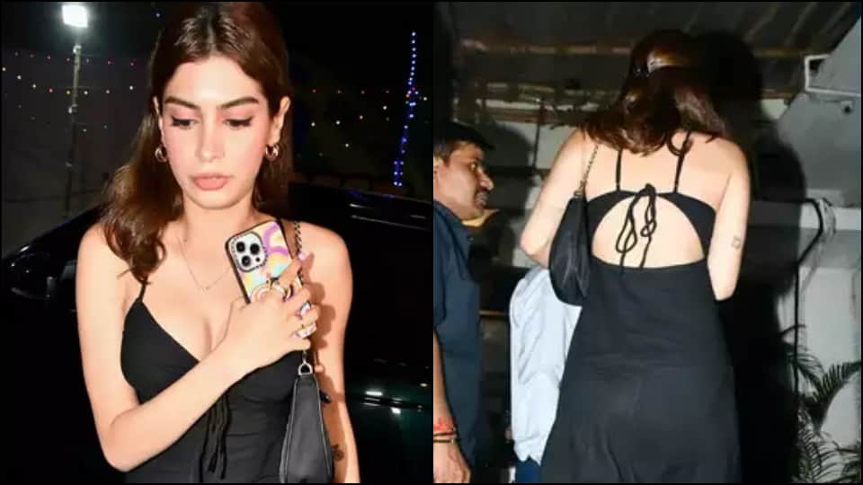 Nysa devgan and khushi kapoor party together at Mumbai restaurant social media users troll them for attitude