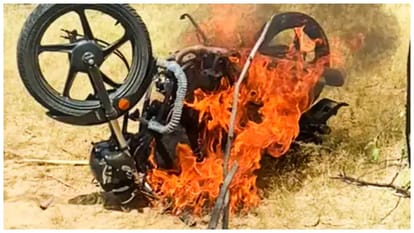 Love Affair With Minor Mob Beat Young Man And Cut His Hair Jaisalmer
