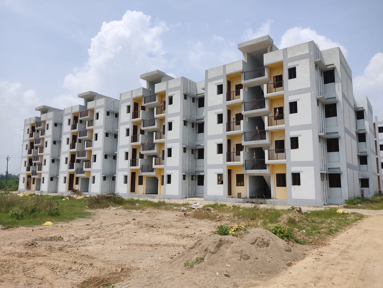 Beneficiaries are living on rent with the keys of their houses