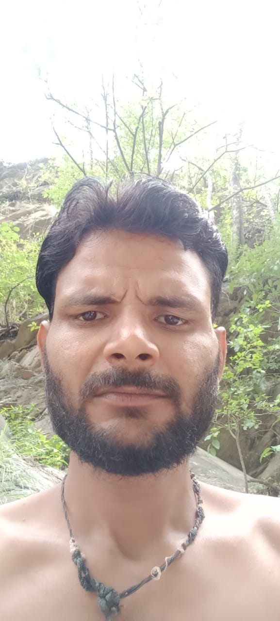 Hathras: The death of a young man from Tharaura in Uttarakhand