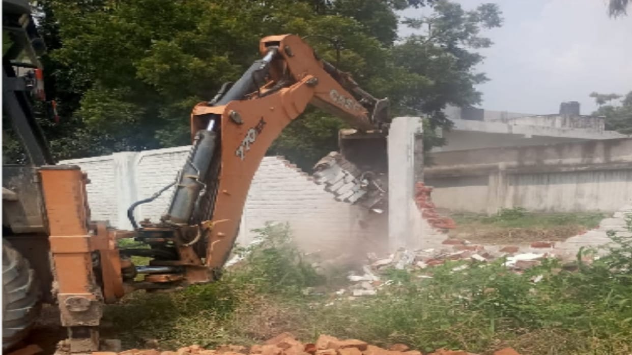 MDA team has demolished five illegal colonies in Meerut City
