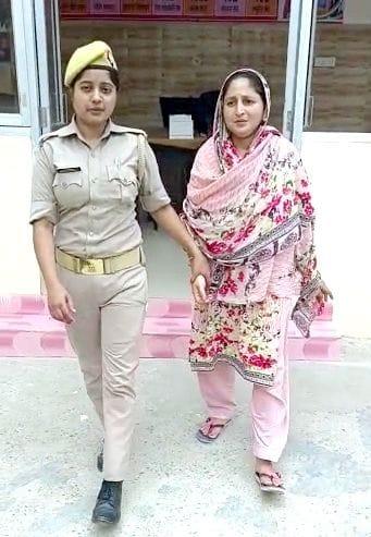 Mother killed her six-month-old son by throwing him in the drain for the sake of his lover