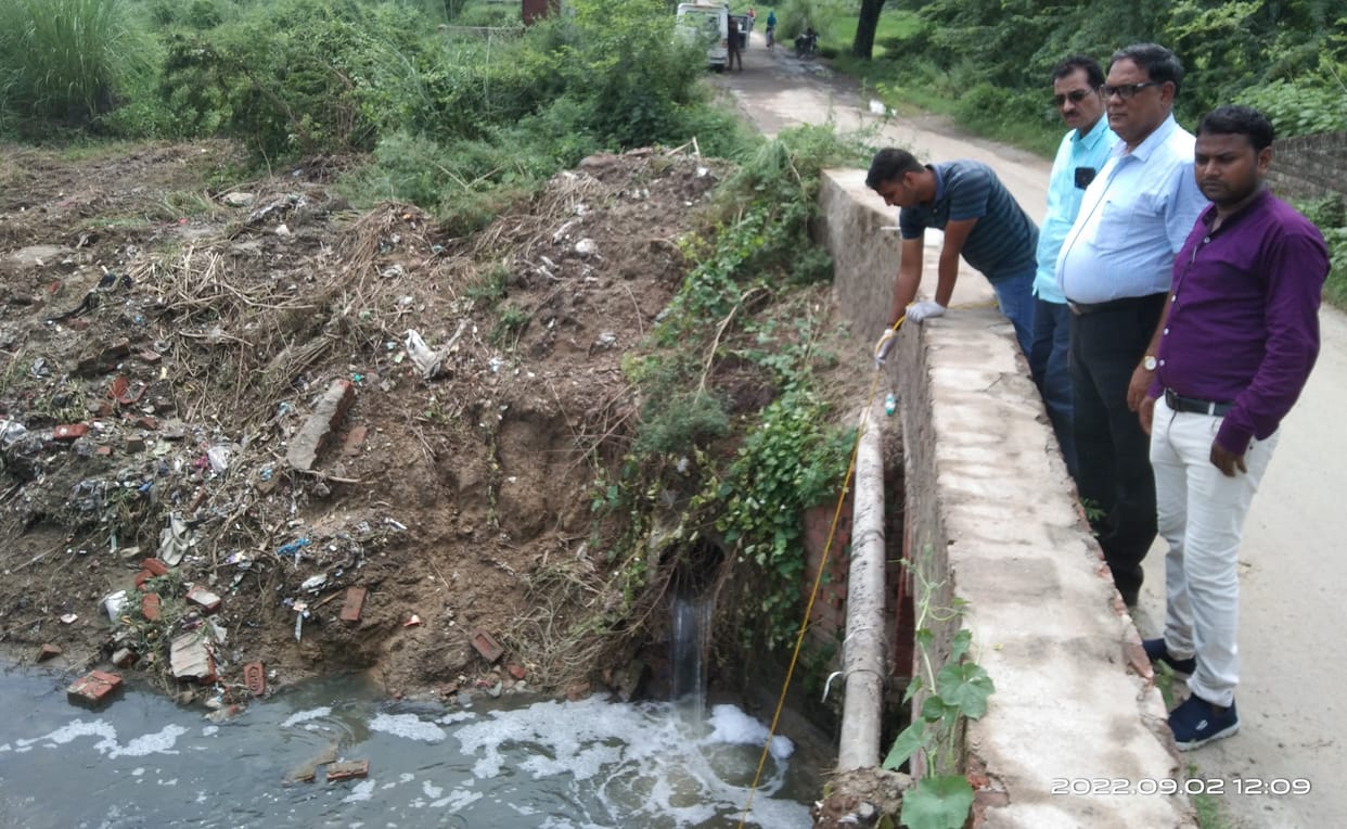 Pipeline collapsed, contaminated water reaching homes
