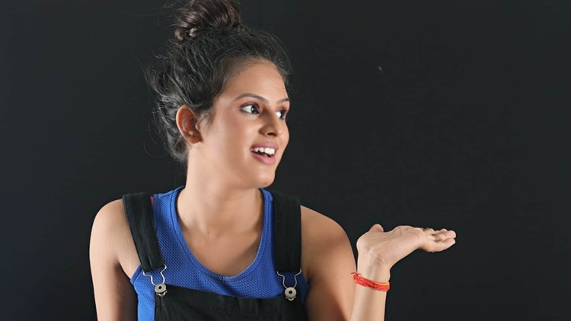 Bhojpuri Actress pragati bhatt hotel room bold photos getting viral on internet