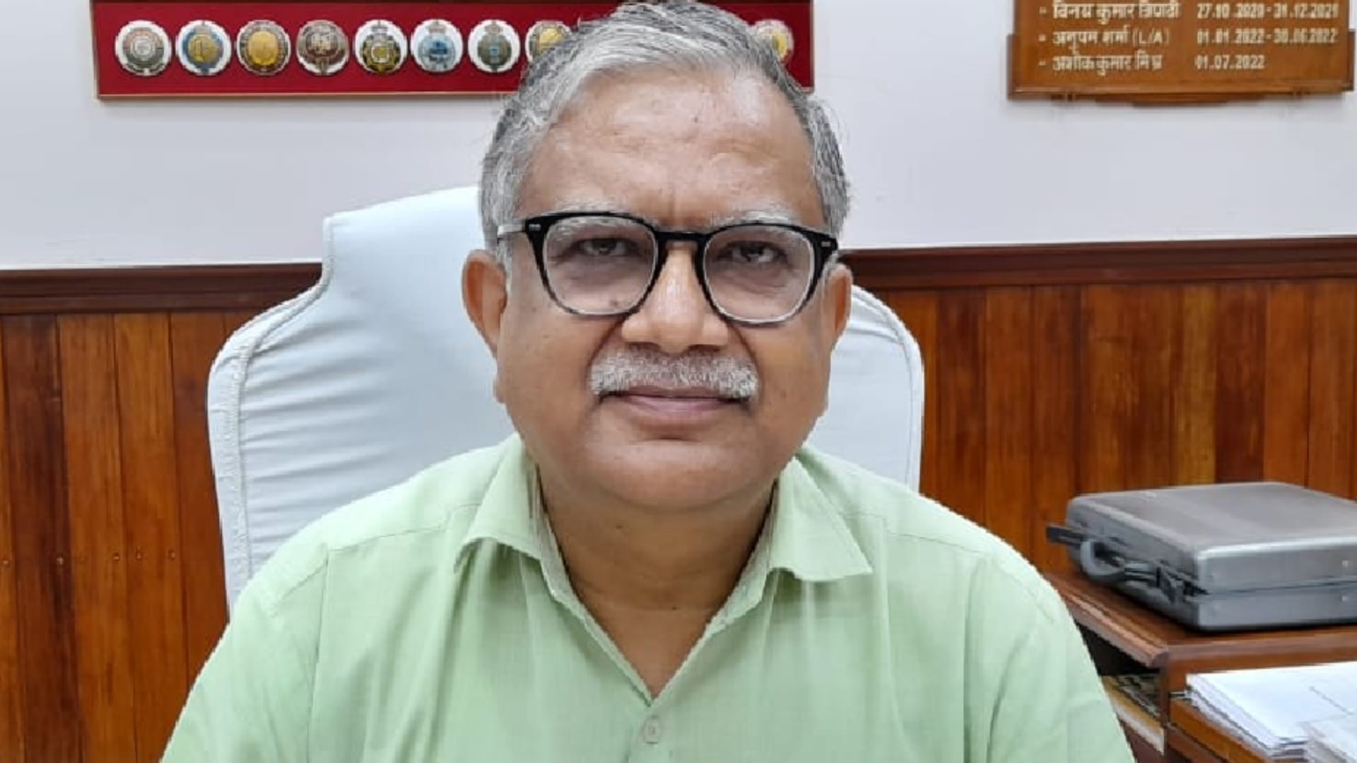 Administrative police officers and educationists remembered gurus