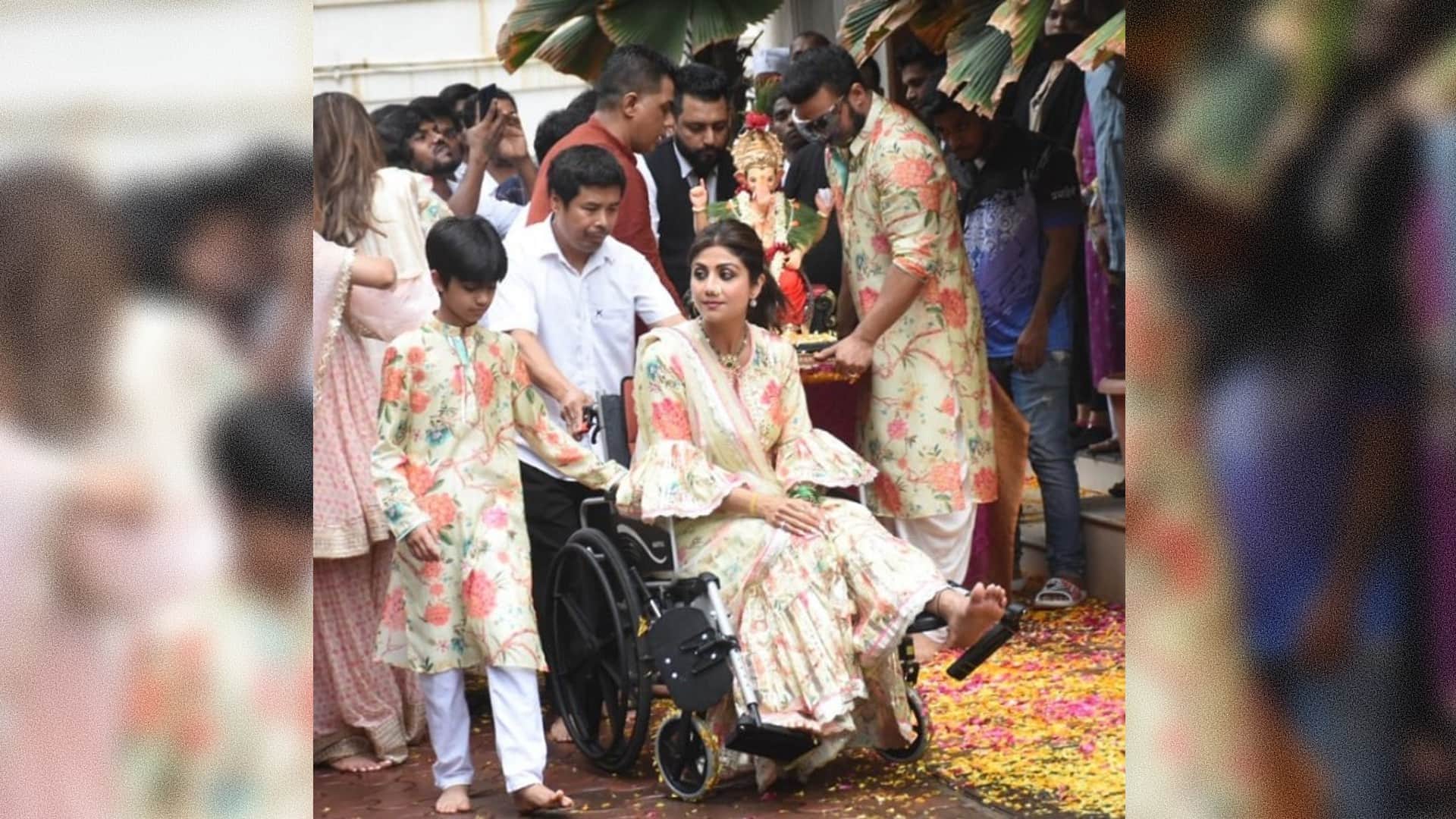 ganesh chaturthi 2022 shilpa shetty did ganpati visarjan with family photos videos goes viral on internet