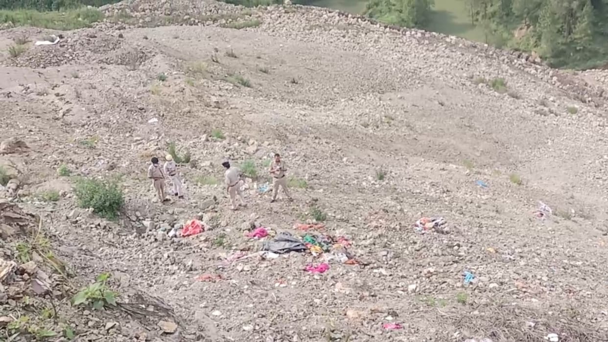 Woman's dead body found wrapped in tarpaulin near Chambaghat