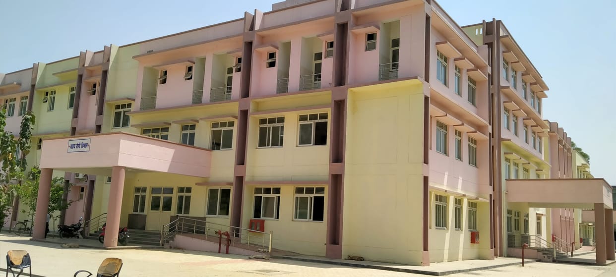Chief Minister, when will the hospital of hundred beds, trauma center start