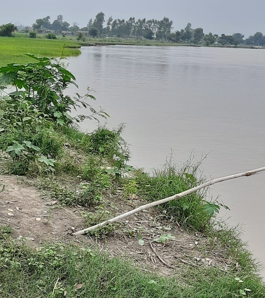 Water level of Ghaghra river started decreasing
