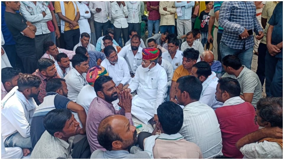 Youth killed In Bikaner Assurance Of Minister Govind Family Ended Dharna