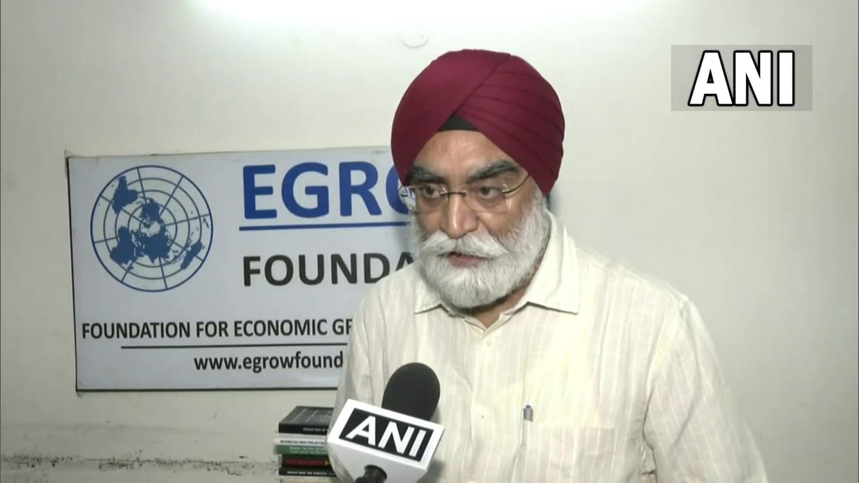 India is moving ahead on the threat of recession on the world, the leading economist said this on inflation