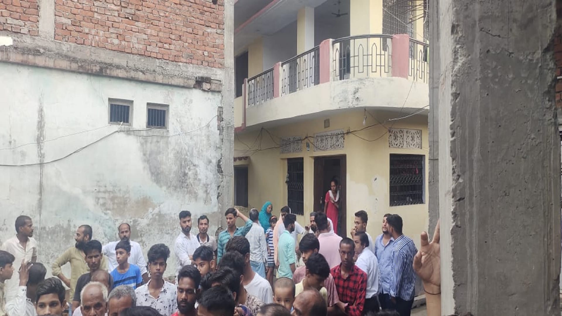Innocent murdered on dispute over bathing In Gorakhpur