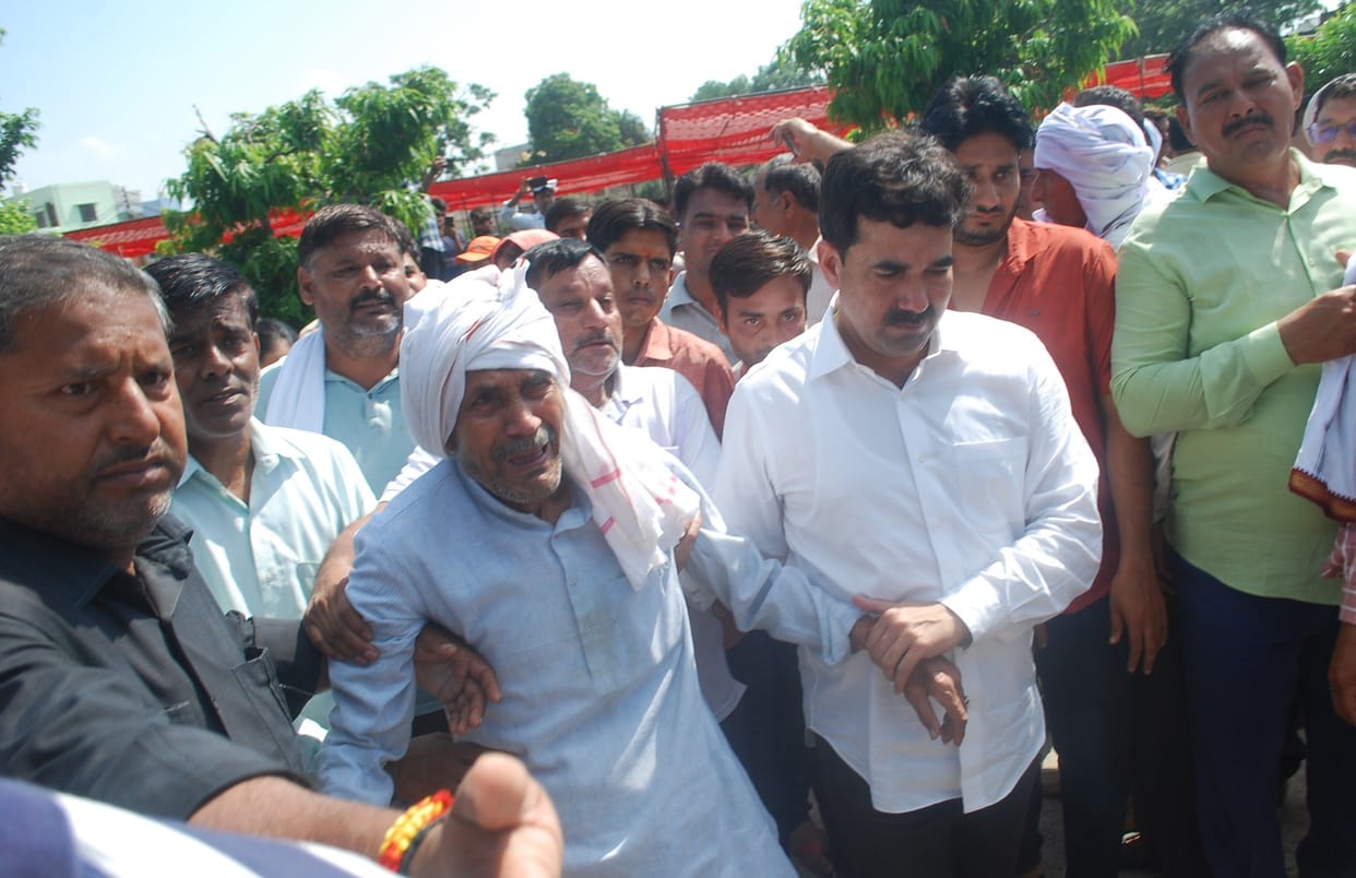 Hathras: Ramveer's relatives also flourished in politics