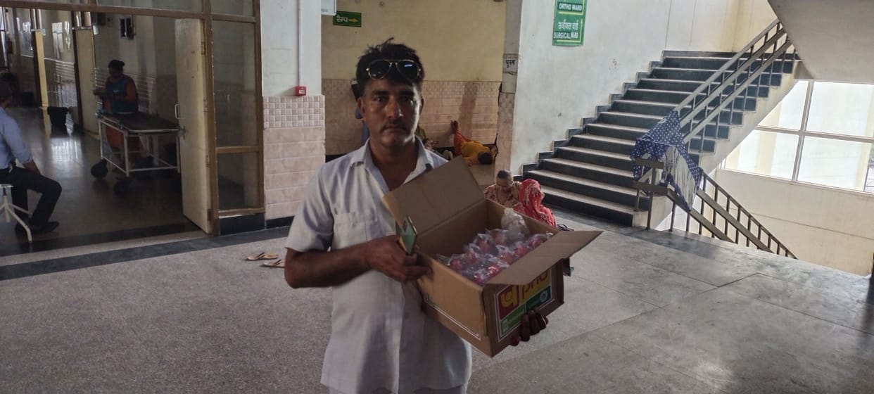 Patients are helpless, getting treatment by buying medicine from outside