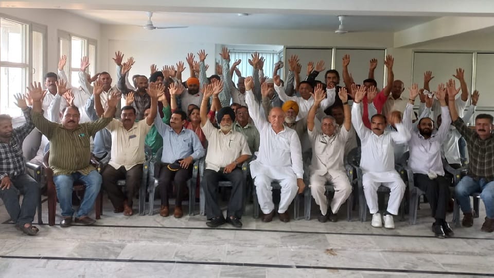 45 workers resigned from Jammu and Kashmir Congress