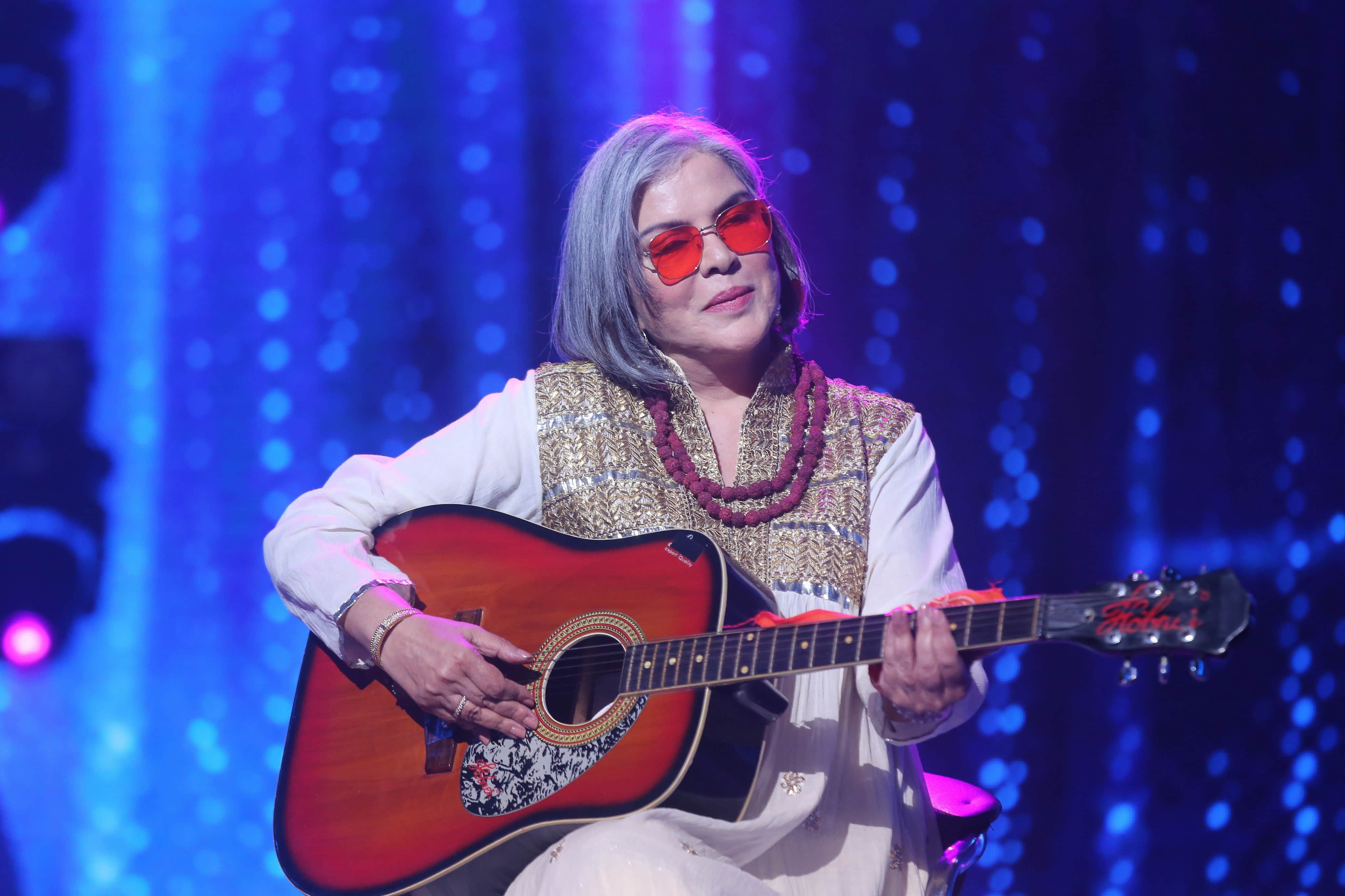 Zeenat Aman: In a recent interview actress finally reveals the reason behind her Instagram debut at 71