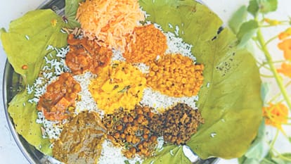 Himachals Tastes Wonderful: Chambe Ra Madra, Kangre Da Khatta Te Bilaspure Di Dhautuwan Dal