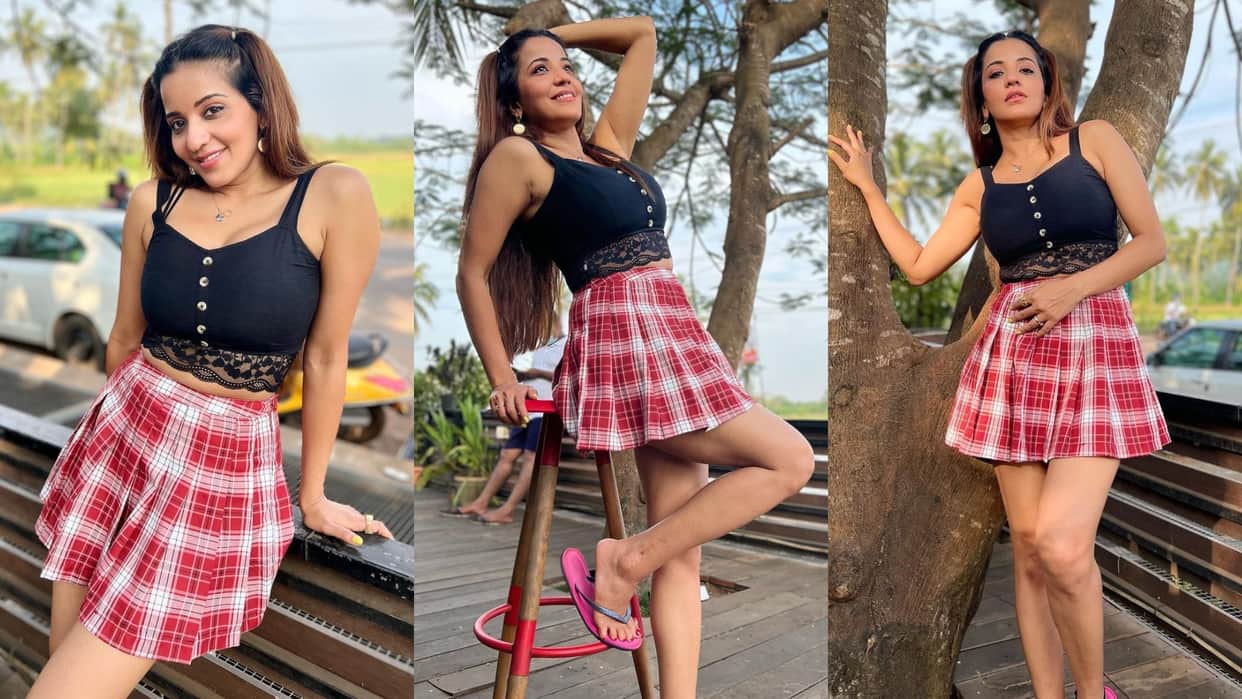 Bhojpuri Actress monalisa latest photos in Crop top and mini skirt getting viral on internet