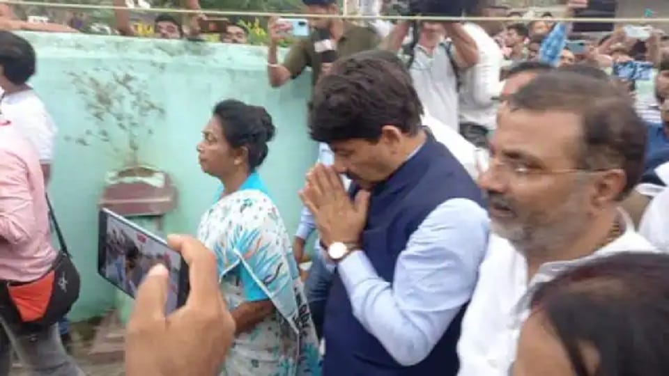 BJP MPs Nishikant Dubey, Manoj Tiwari among 9 booked for forcing entry into Deoghar airport  ATC