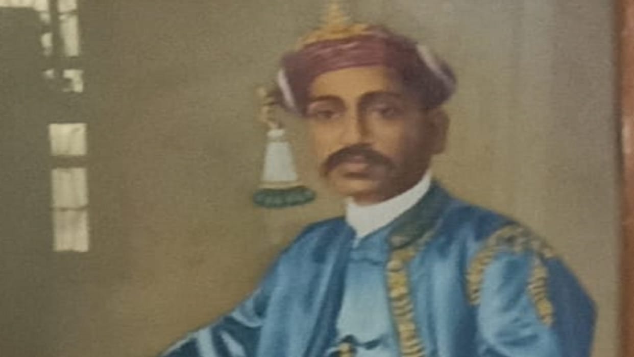 The King of Kashi has a unique record, the first question was asked in the Parliament of Indi