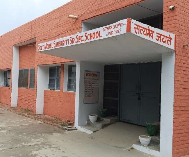 Cycle will be given to needy students for Rs 3100 to 3300