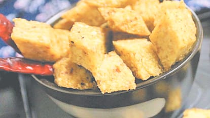 Himachals Tastes Wonderful: Chambe Ra Madra, Kangre Da Khatta Te Bilaspure Di Dhautuwan Dal