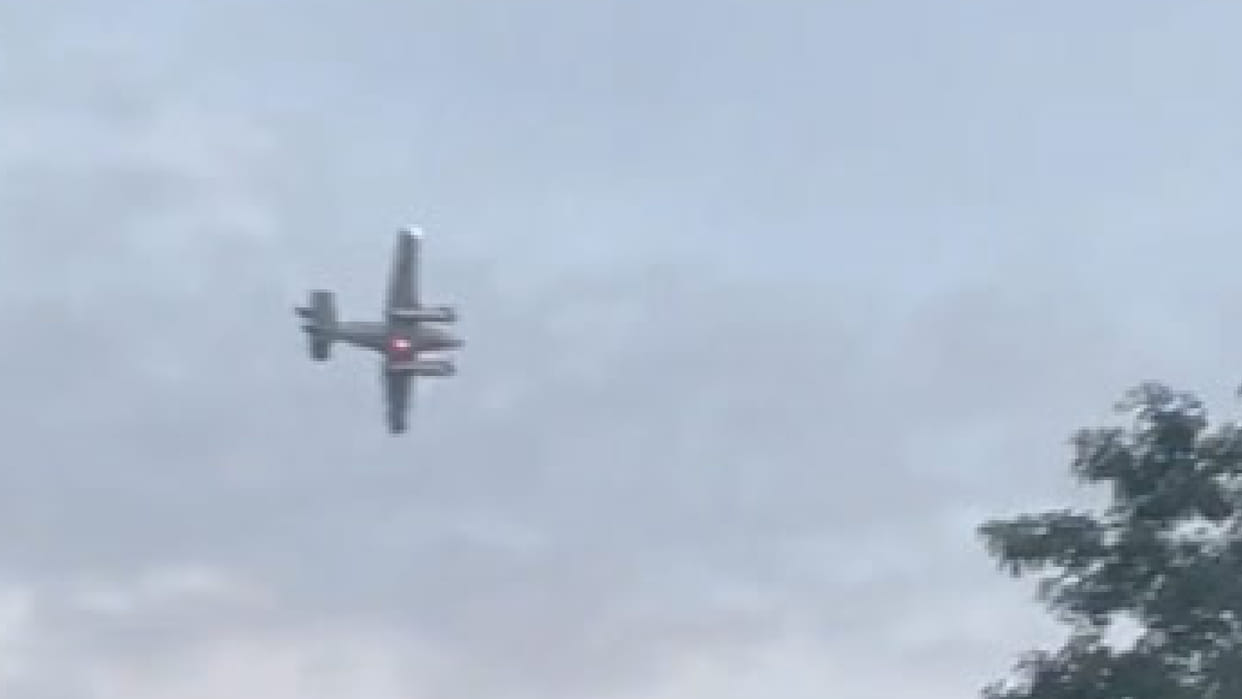 Pilot threatening to crash into Mississippi Walmart us police say