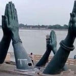 नमो घाट पर क्षतिग्रस्त प्रणाम मुद्रा की आकृति को दुरुस्त किया गया