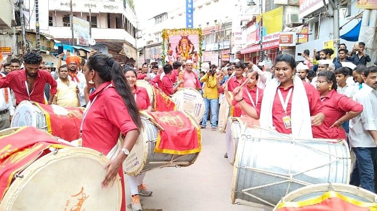 गणेश चतुर्थी: कल से शिव की नगरी में मचेगी गणेशोत्सव की धूम, पहली बार होगा महाराष्ट्र का नारदीय कीर्तन