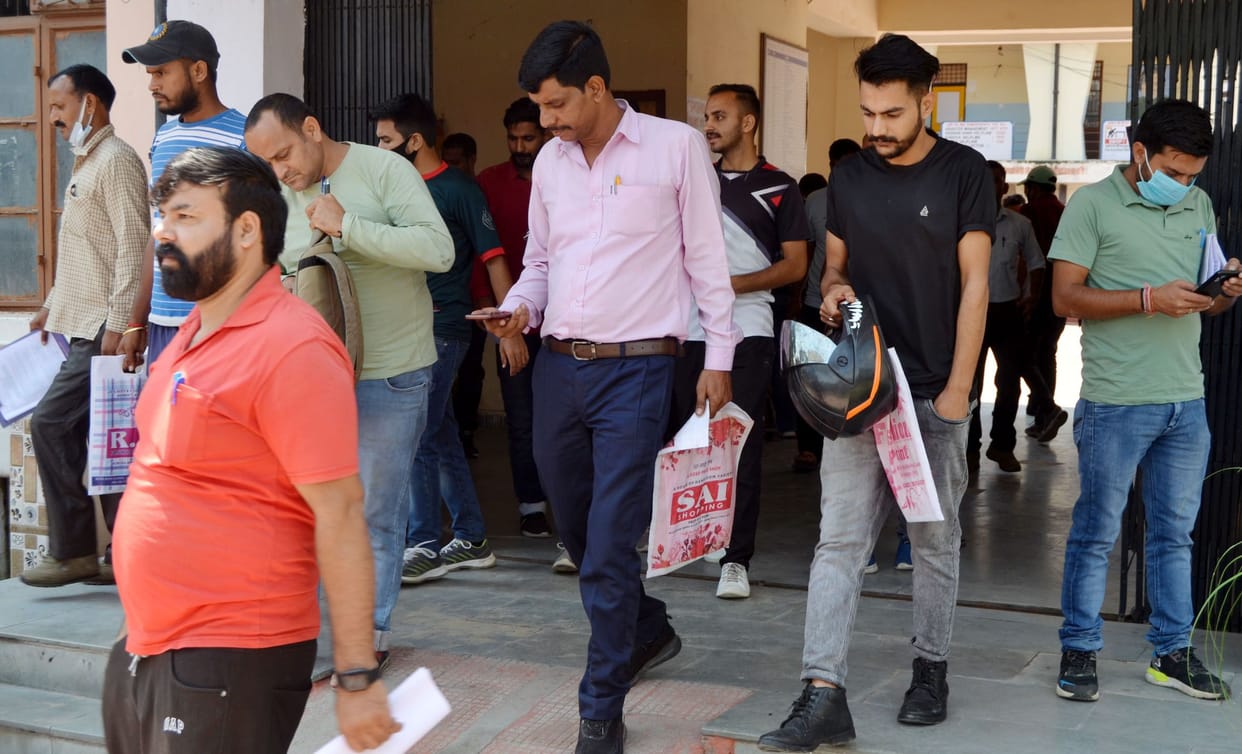 Hundreds took the exam to become a driver in the electricity board