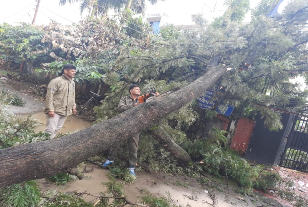 Dehradun Weather Update: Very Heavy rainfall create waterlogging problems photos