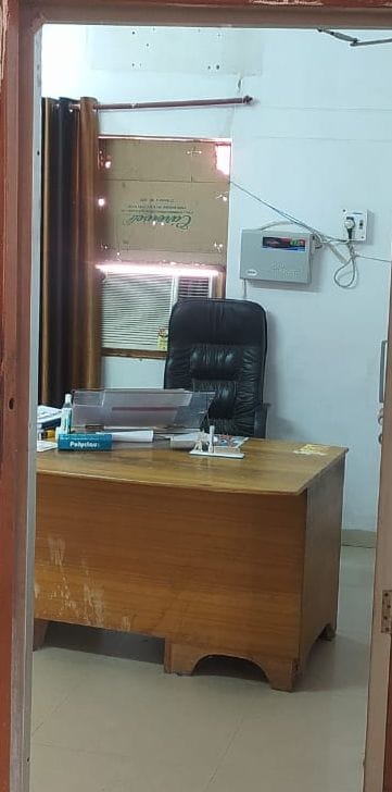 Doctor reached OPD late by one and a half hours, patient remained upset