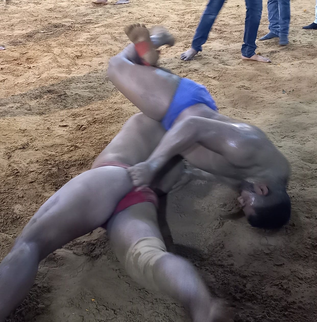 Hathras: Last wrestling of 41 thousand left on par