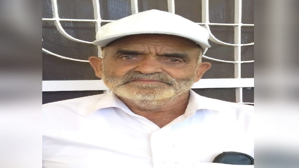 Teachers Day Special: Jagdish is giving free education to students even after retirement