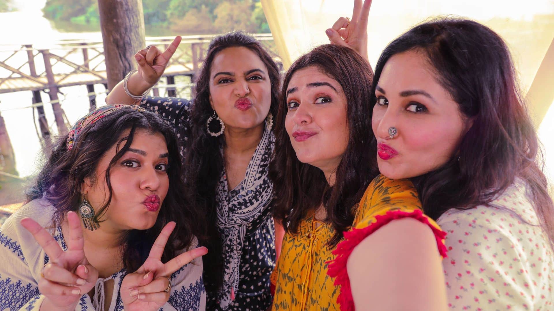 Jahaan Chaar Yaar Actress Swara Bhasker accused Shah Rukh khan and Aditya Chopra for destroying her love life