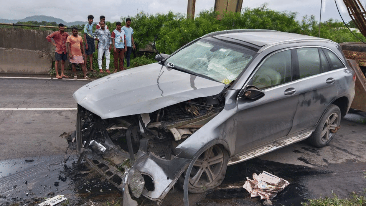 Cyrus Mistry was travelling in a Mercedes GLC220D 4Matic SUV